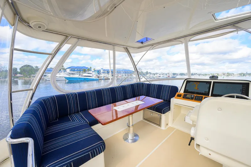 Bella Yacht Photos Pics 