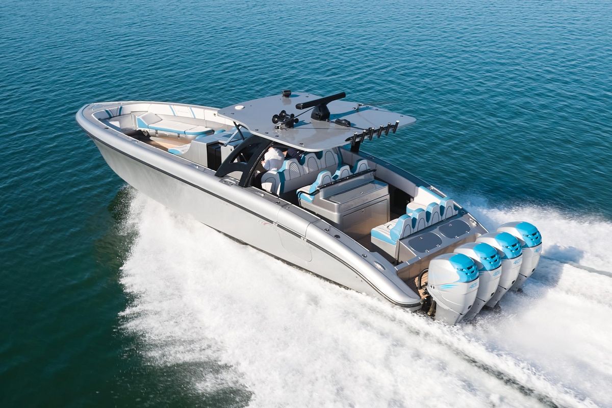 2017 Midnight Express 43 