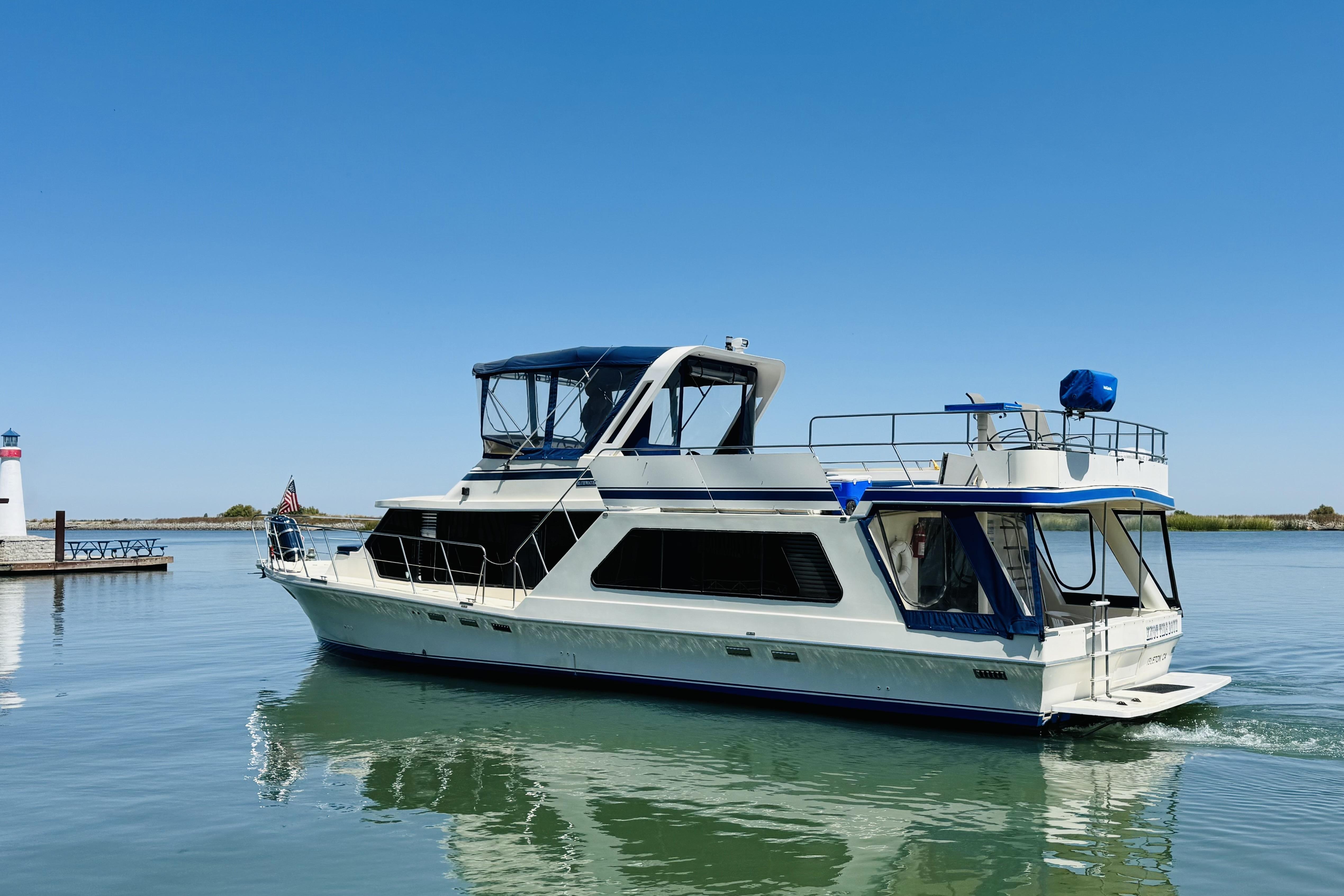 Bluewater 51 Coastal Crusier