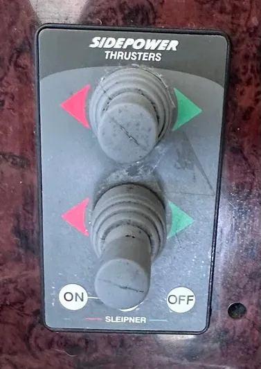 Be Knotty Yacht Photos Pics 