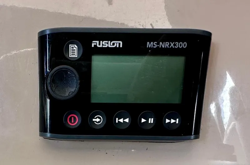 Be Knotty Yacht Photos Pics 