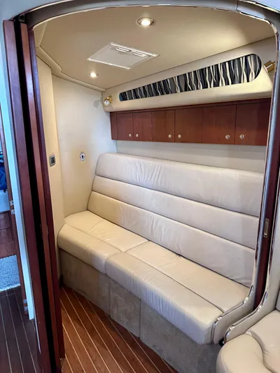 Be Knotty Yacht Photos Pics 