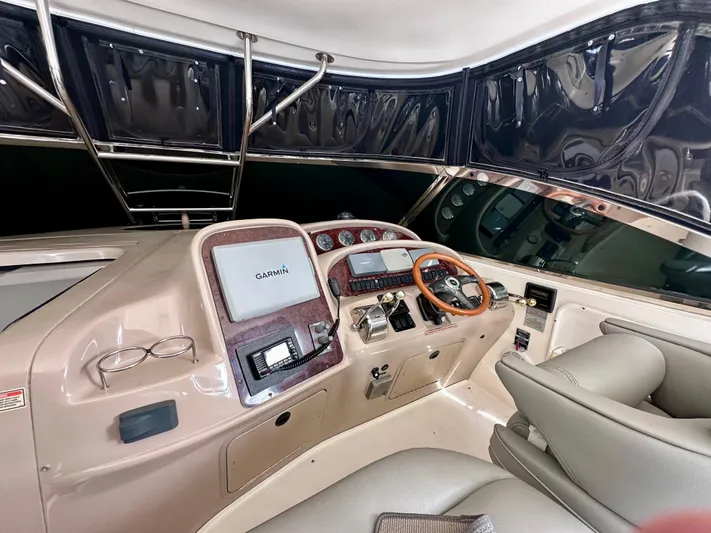 Be Knotty Yacht Photos Pics 