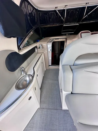 Be Knotty Yacht Photos Pics 