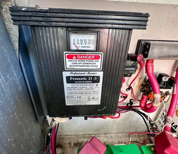 Be Knotty Yacht Photos Pics 