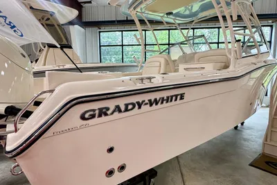Grady-White Freedom 255