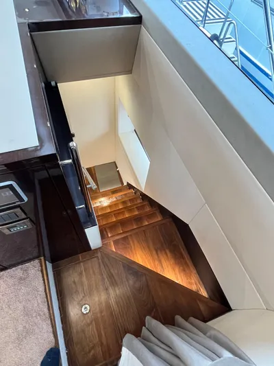  Yacht Photos Pics Sunseeker Manhattan 66