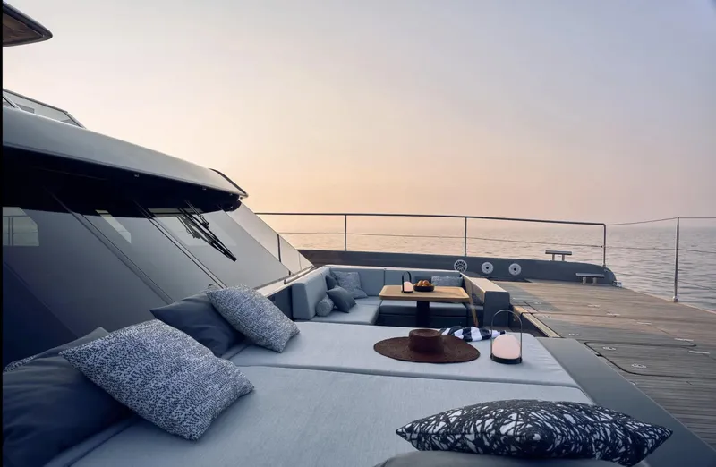 Petbond Yacht Photos Pics 