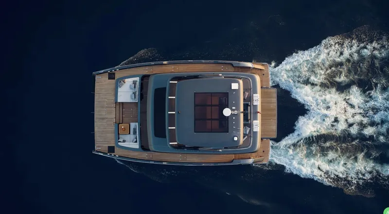 Petbond Yacht Photos Pics 