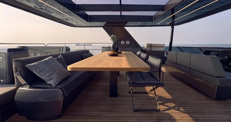 Petbond Yacht Photos Pics 