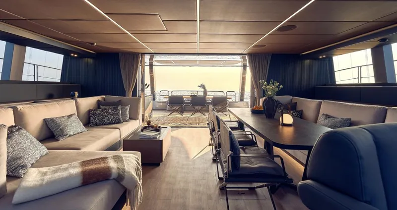 Petbond Yacht Photos Pics 