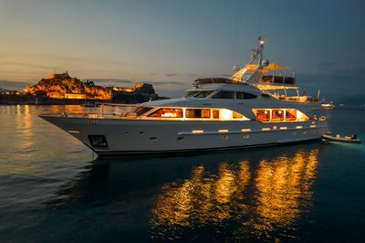 Yacht