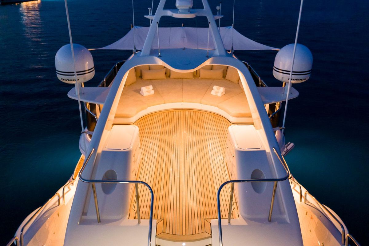 2006 Benetti 99 