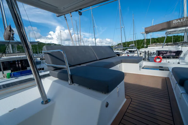 Hourglass Yacht Photos Pics Luxurious 2020 Fountaine Pajot Saona 47 yacht with spacious deck seating.