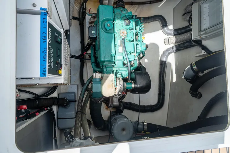 Hourglass Yacht Photos Pics 