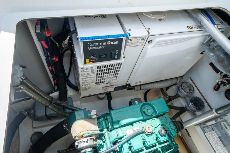 Hourglass Yacht Photos Pics 