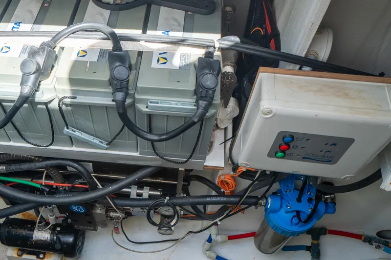 Hourglass Yacht Photos Pics 