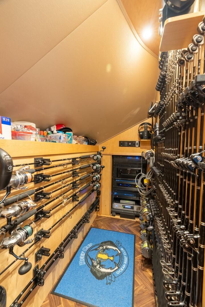 2021 Viking 68 