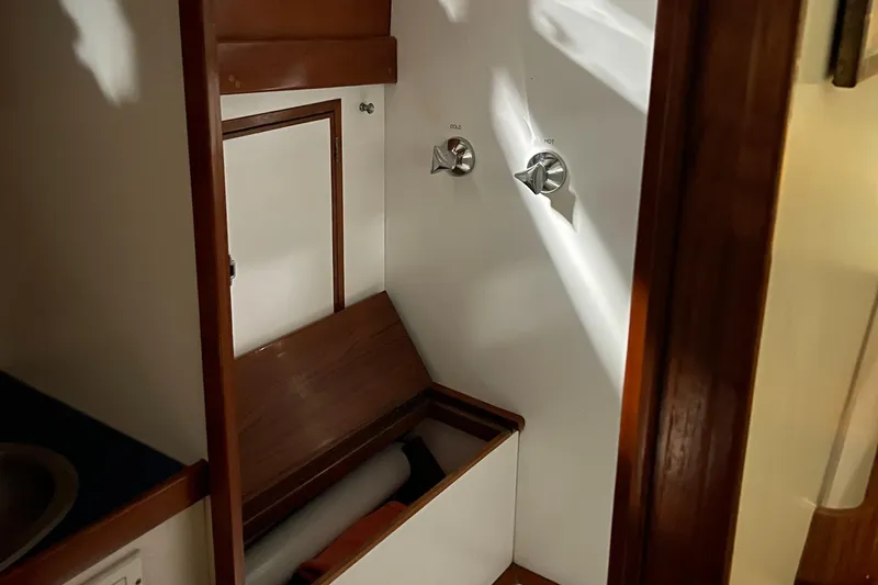 Nellie Yacht Photos Pics 