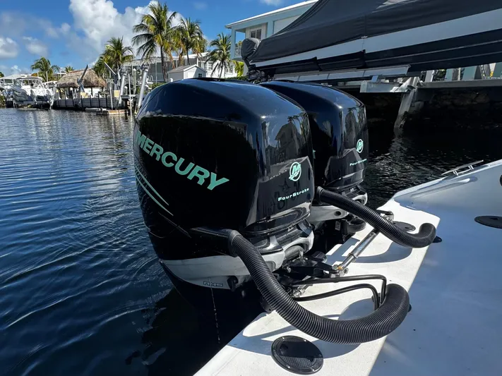 No Stress Yacht Photos Pics 