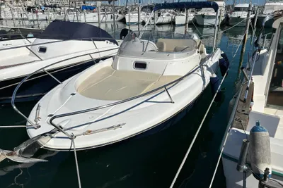 2009 Jeanneau Cap Camarat 715 WA