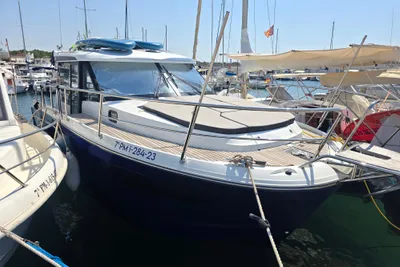 2022 Jeanneau Merry Fisher 1095 Coupe