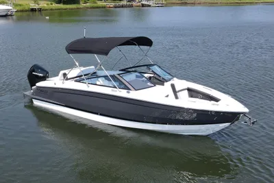 Cobalt R4 Outboard
