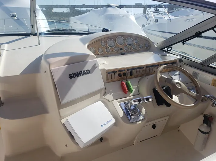 Swing Shift Yacht Photos Pics 