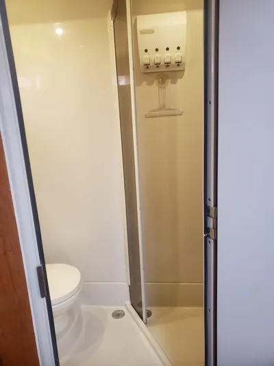 Swing Shift Yacht Photos Pics 