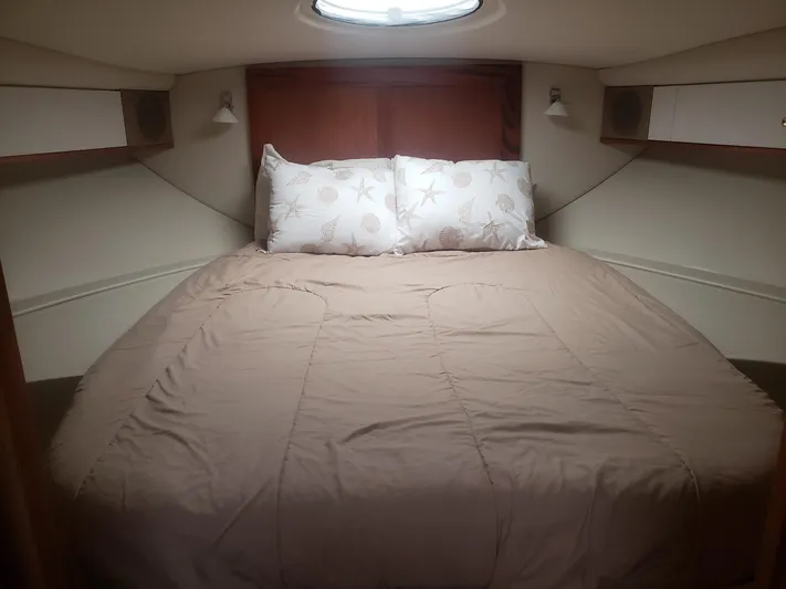 Swing Shift Yacht Photos Pics 