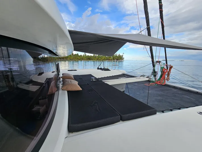 Lucky Vibes Yacht Photos Pics 