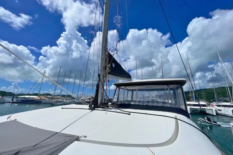 Lucky Vibes Yacht Photos Pics 