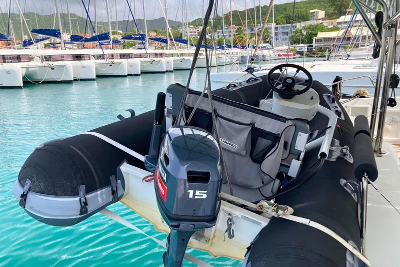 Lucky Vibes Yacht Photos Pics 