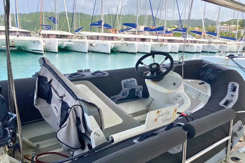 Lucky Vibes Yacht Photos Pics 