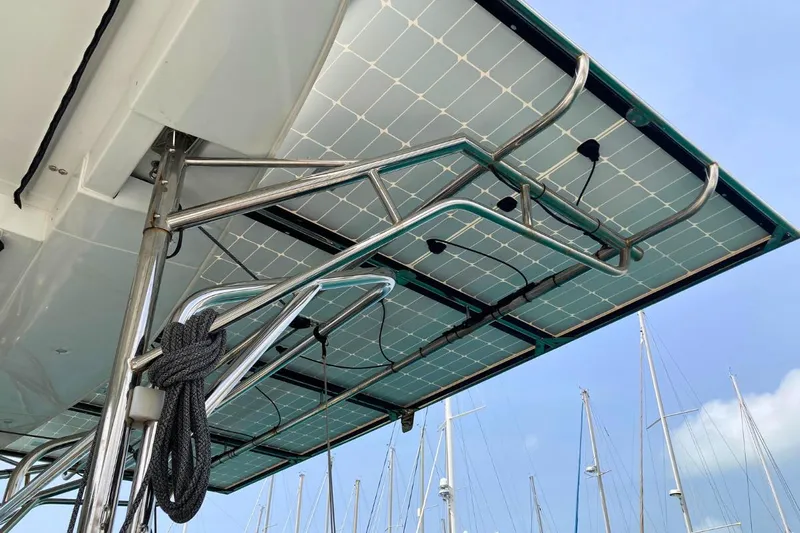 Lucky Vibes Yacht Photos Pics 