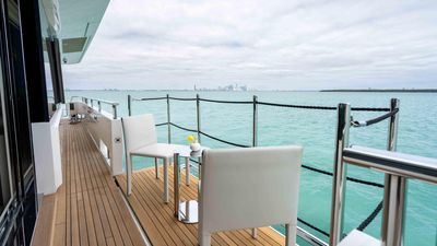 Yacht