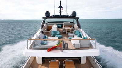 Yacht