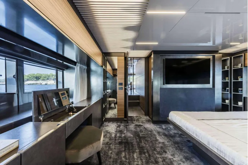  Yacht Photos Pics Luxurious interior of 2019 Ferretti Yachts 920, featuring modern design and spacious layout.