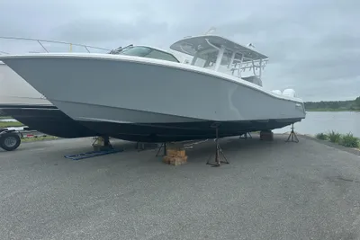 Invincible 39 Open Fisherman