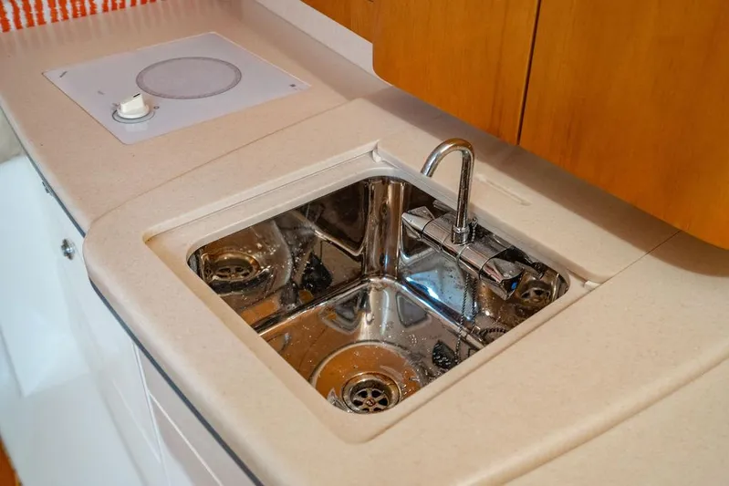 Activa Yacht Photos Pics 