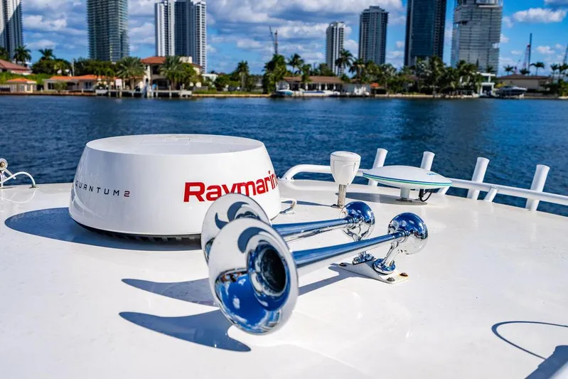 Activa Yacht Photos Pics 