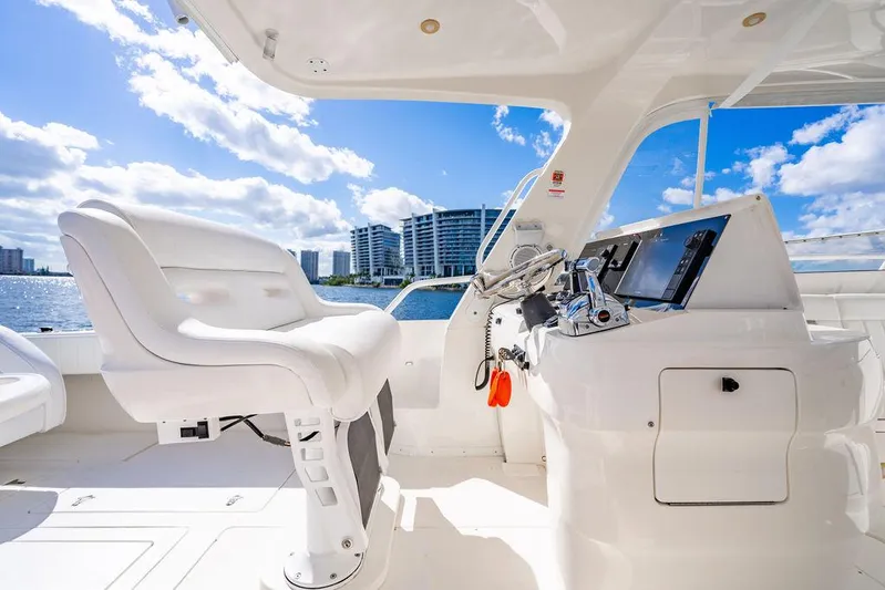 Activa Yacht Photos Pics 