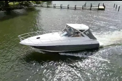 Regal 3760 Sportyacht