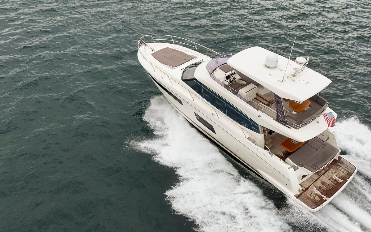 2017 Prestige 56 