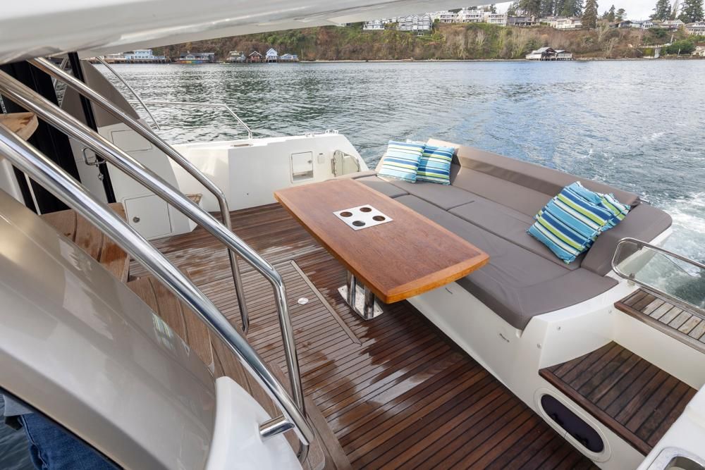 2017 Prestige 56 