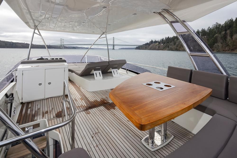 2017 Prestige 56 