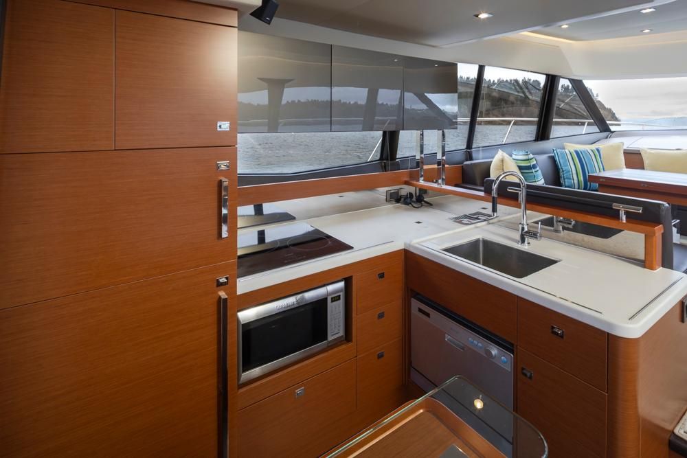 2017 Prestige 56 