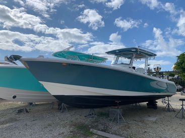 2019 32' Edgewater-320CC Key Largo, FL, US