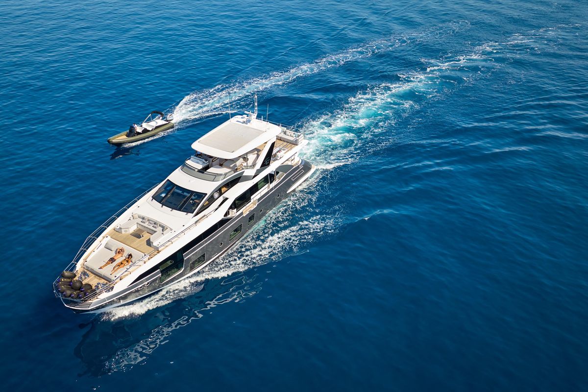 2024 Azimut 87 
