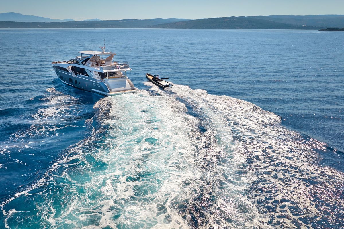 2024 Azimut 87 